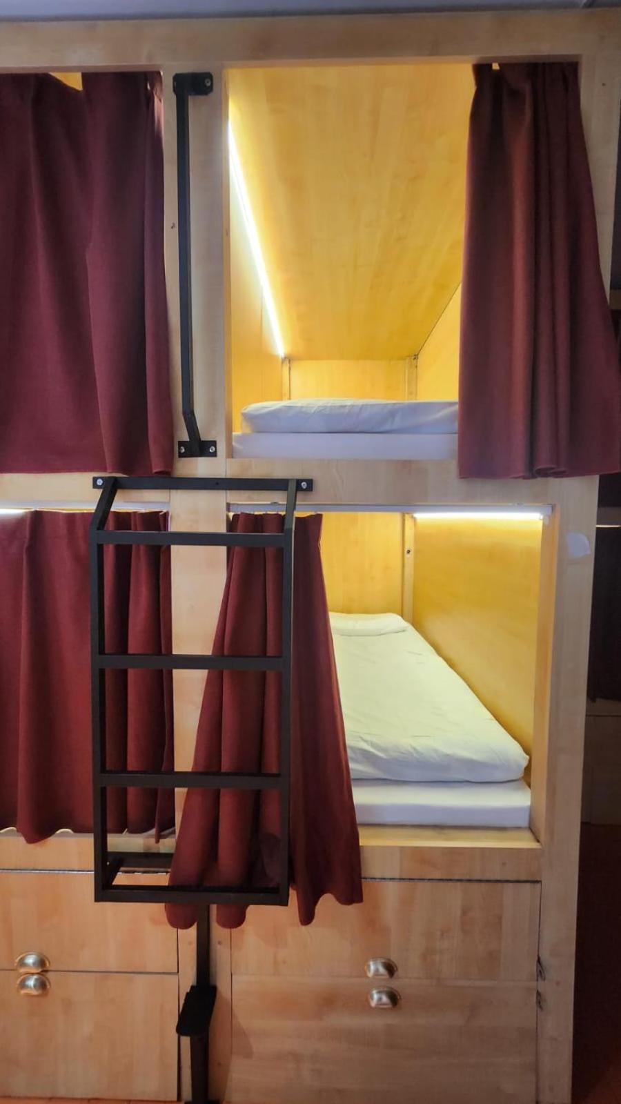 Ulaanbaatar Hostel Экстерьер фото