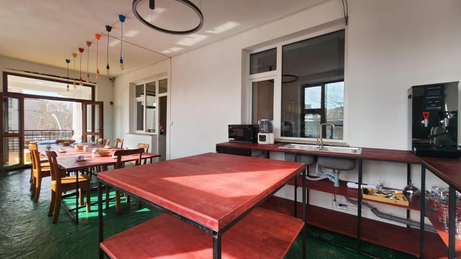 Ulaanbaatar Hostel Экстерьер фото
