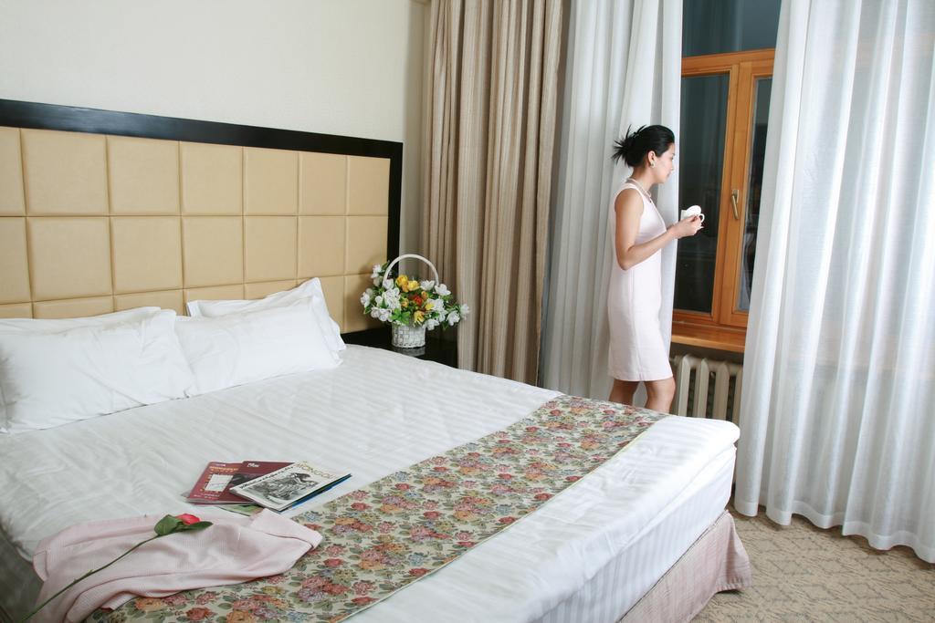 Ulaanbaatar Hostel Экстерьер фото