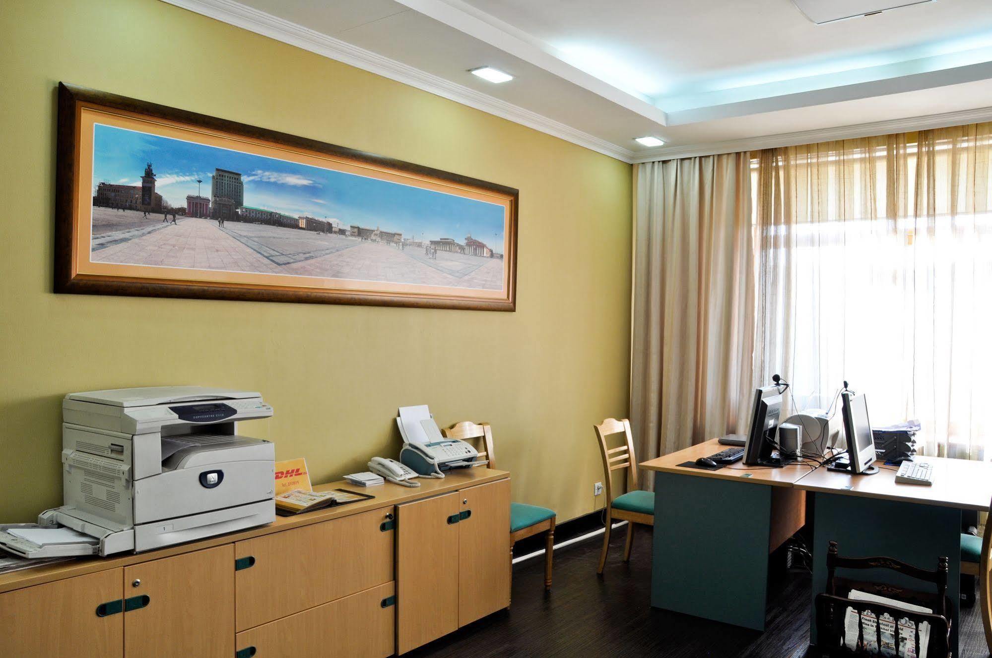 Ulaanbaatar Hostel Экстерьер фото
